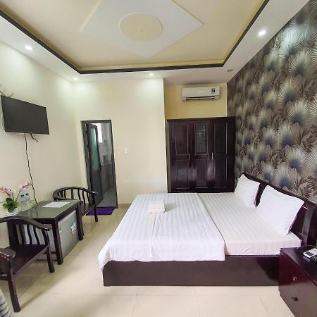An Phat Hotel Chi Khu Co Ong ภายนอก รูปภาพ