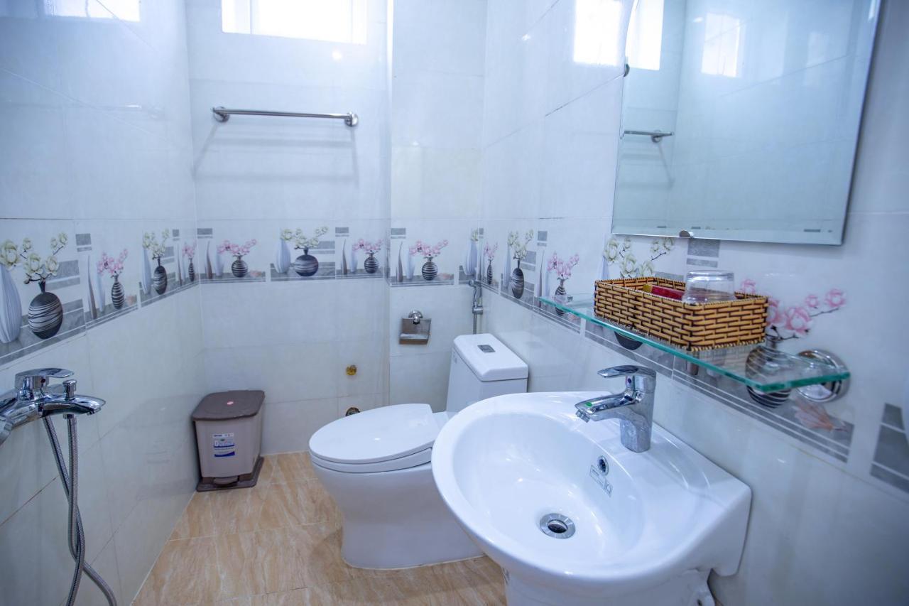 An Phat Hotel Chi Khu Co Ong ภายนอก รูปภาพ