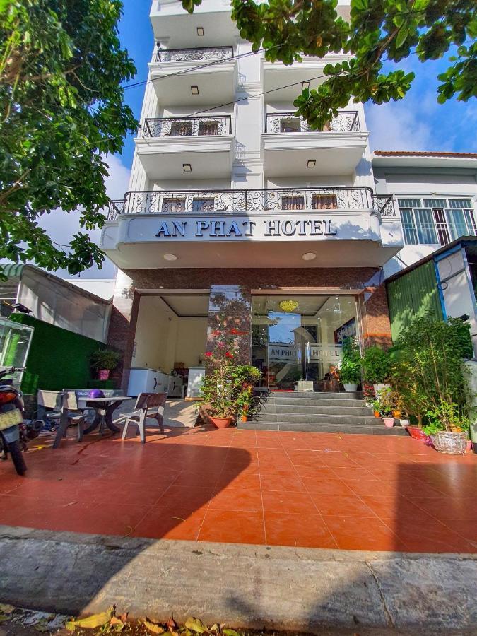 An Phat Hotel Chi Khu Co Ong ภายนอก รูปภาพ